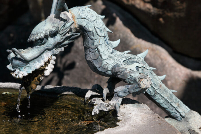 龍口明神社の基本情報と特徴