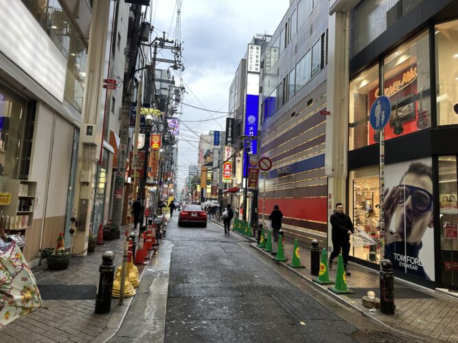 元気堂占いへの行き方（まっすぐ進む）