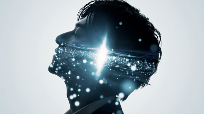 木下レオンとは？スピリチュアルな経歴や占術について解説！