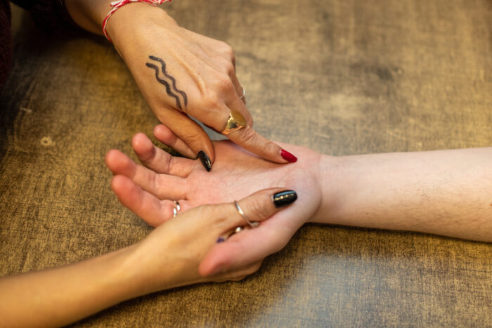 『愛の宮丸』の占いの特徴も徹底解説!鑑定料金や占ってもらう方法 『愛の宮丸』の占いの特徴も徹底解説!鑑定料金や占ってもらう方法