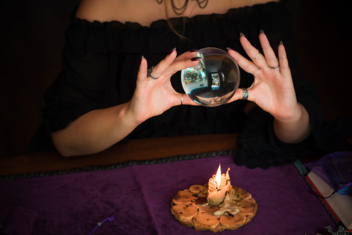 鳳占やかたの当たる先生は?横浜中華街店の当たる占い師を徹底解説!