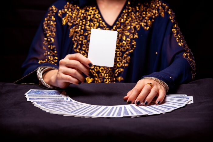 天王寺ミオの『朱門』には当たる占い師が多い？