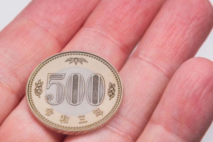 藤田先生には500円で占ってもらえるって本当？